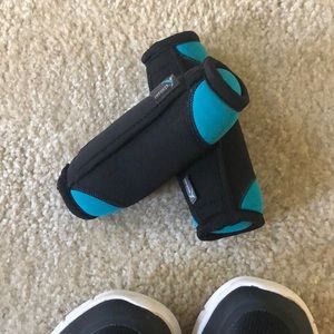 5lb handheld walking weights ( 2.5 lb each.)